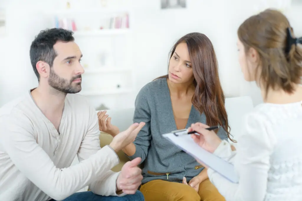 Avoiding Common Pitfalls: Lessons from Experienced Mediators Kendal